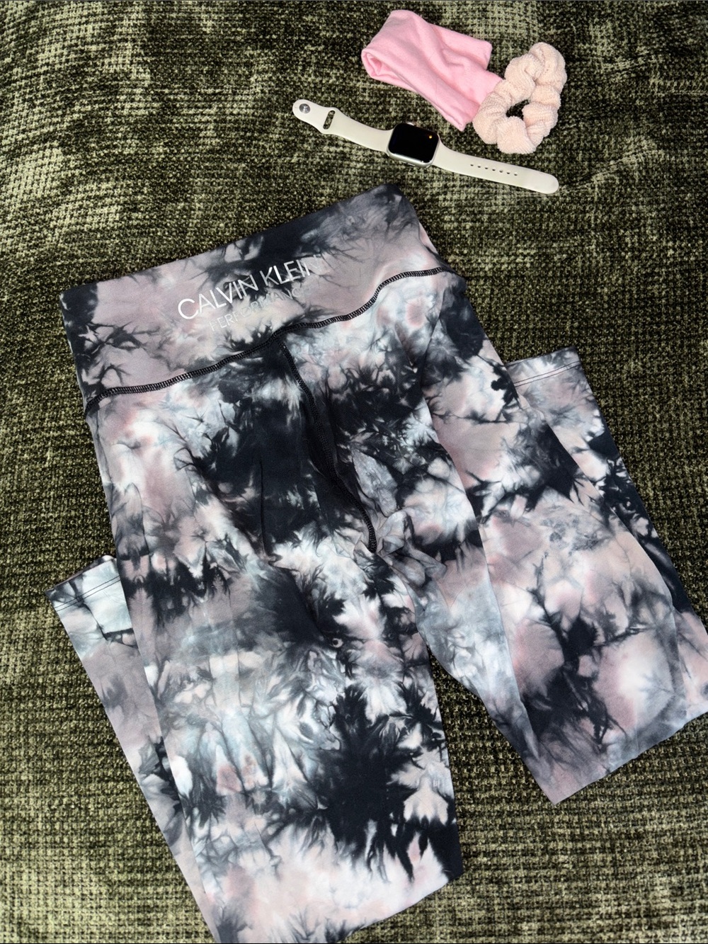 Calvin Klein Women’s Tie-Dye Leggings in Pink, Black, White